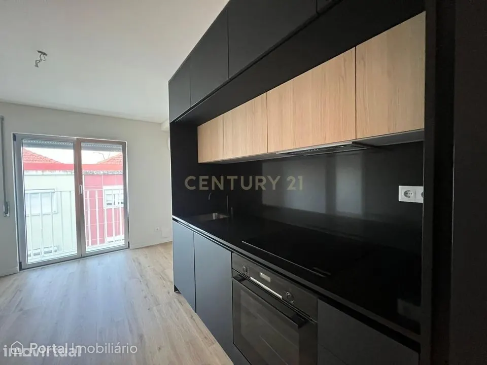 Apartamento Moderno em Moscavide, Loures