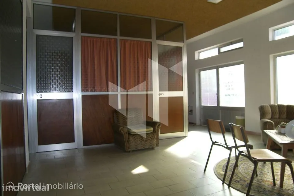 Loja, Tondela
