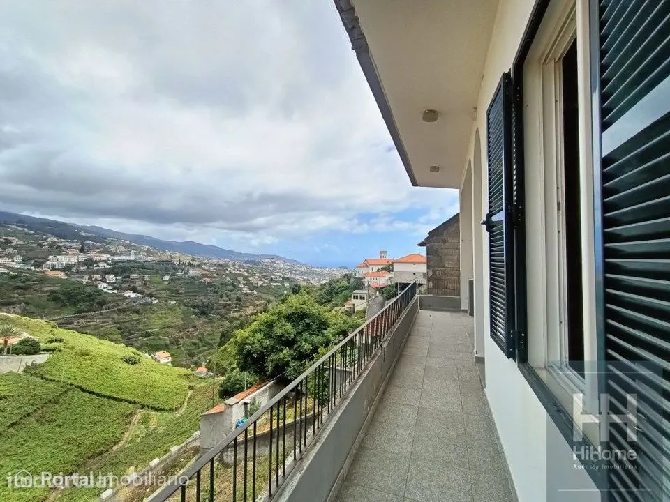 2-bedroom house for sale in Estreito de Câmara de Lobos