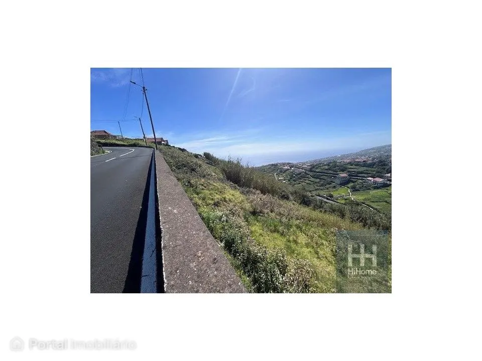 Land for sale in Calheta