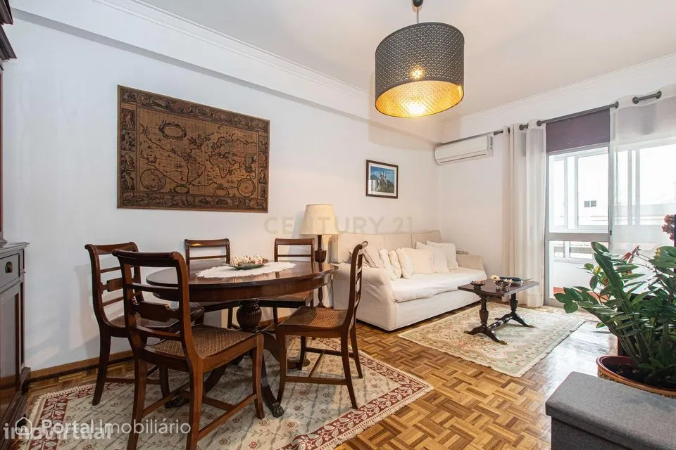 Apartamento T2 em Águas Livres, Amadora - Oportunidade Única