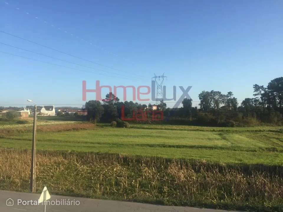 Land for sale in Salreu