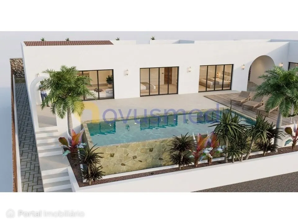 Casa com Projeto Aprovado para Moradia T3 com Piscina | Poço Barret...