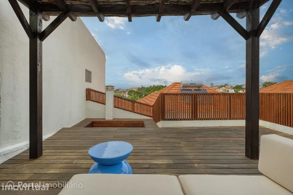 Moradia térrea T3+1 renovada em Mafra, com garagem, escritório...