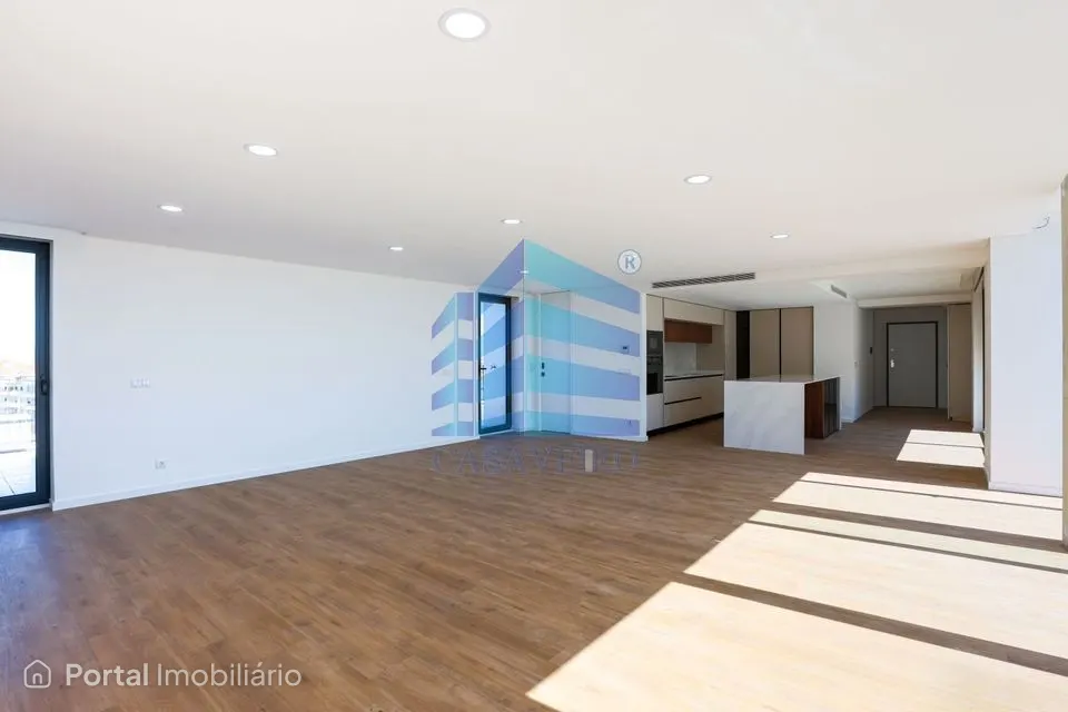 Apartamento T4 com Terraços Penthouse