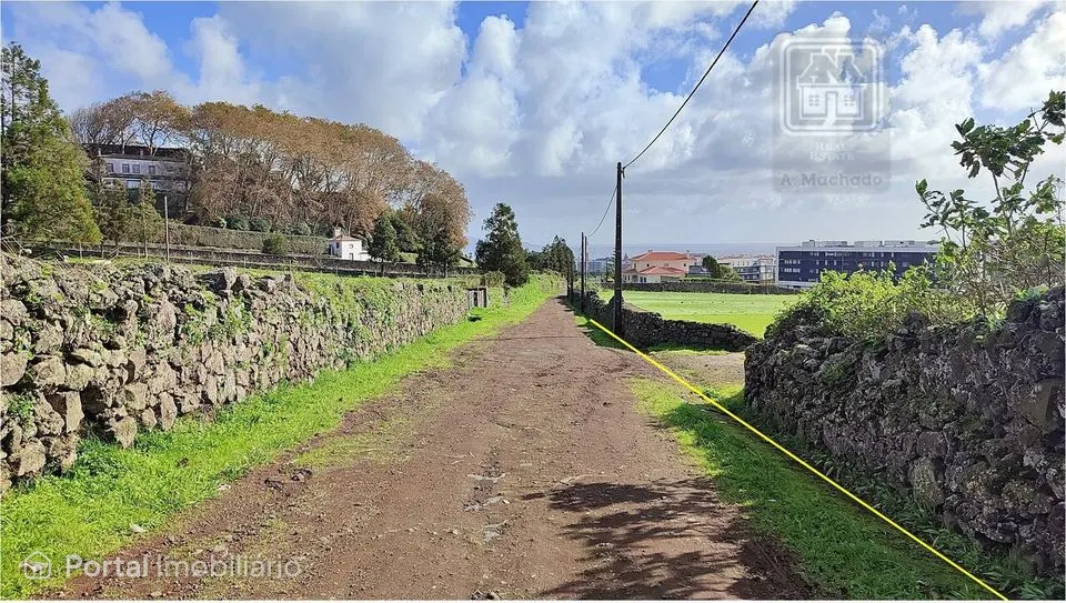 Terreno Rústico com 8.540m² junto a zona urbana