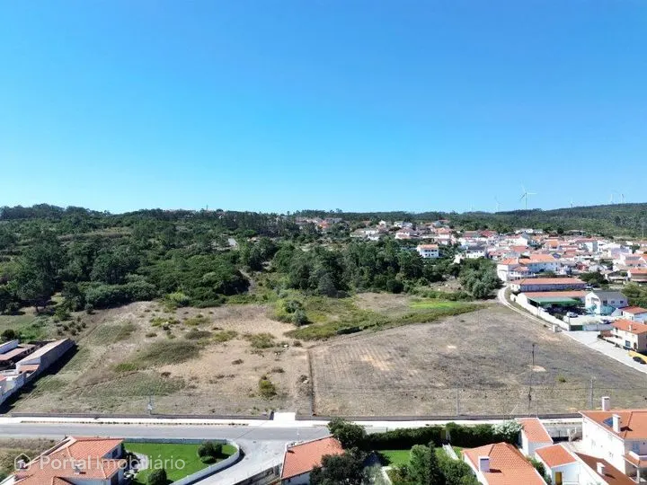 Terreno à venda em Óbidos