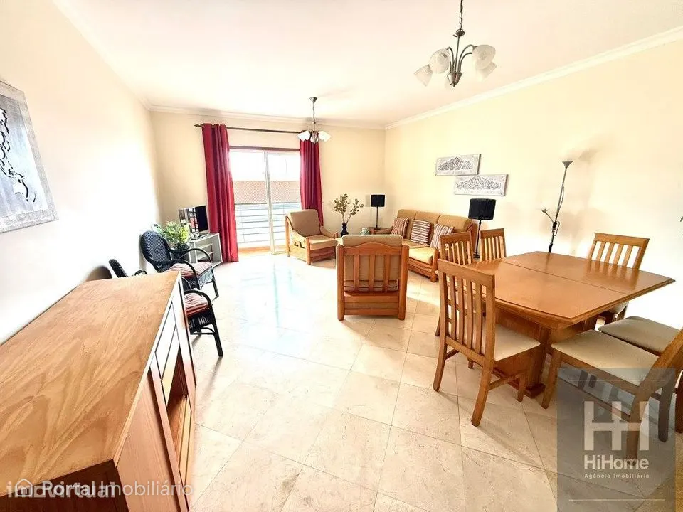 Arrenda-se Apartamento T2 Mobilado e Equipado junto ao Fórum Madeira