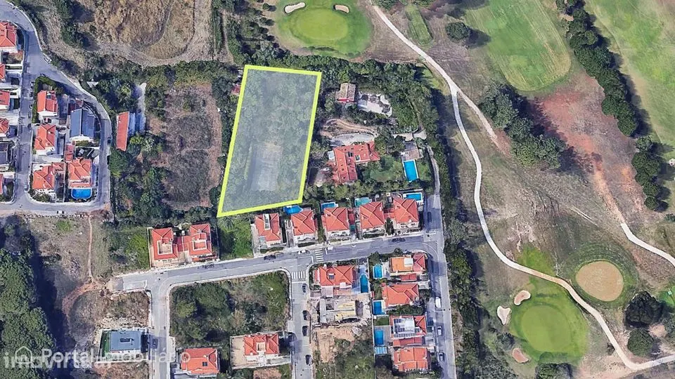 Terreno de 2500m2 no Estoril