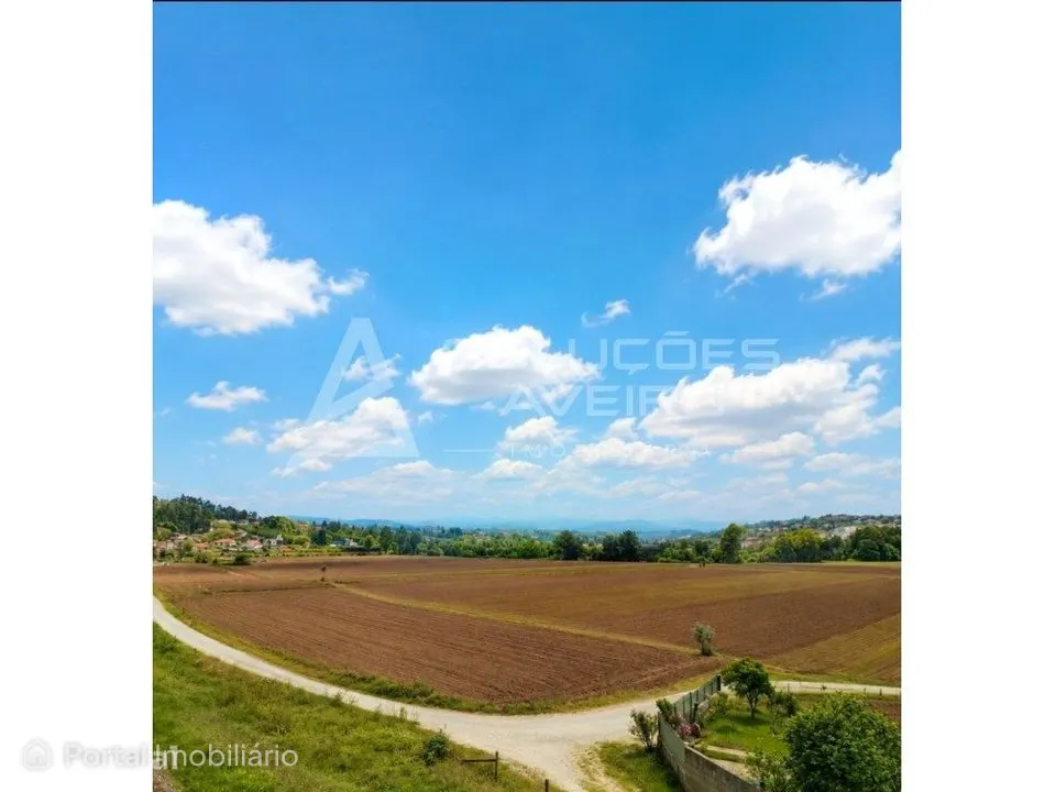 Terreno Rústico Urbanizável | 1.300 m² | Vista Deslumbrante sobre o...