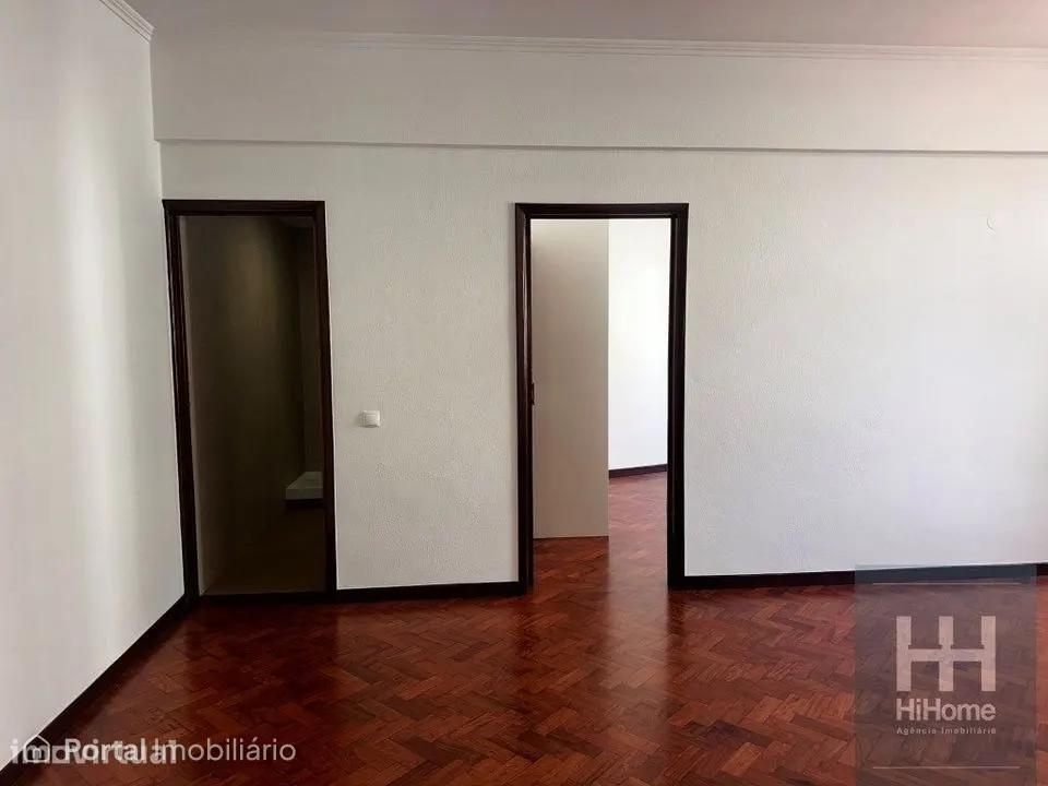 Apartamento T2 remodelado no Centro do Funchal