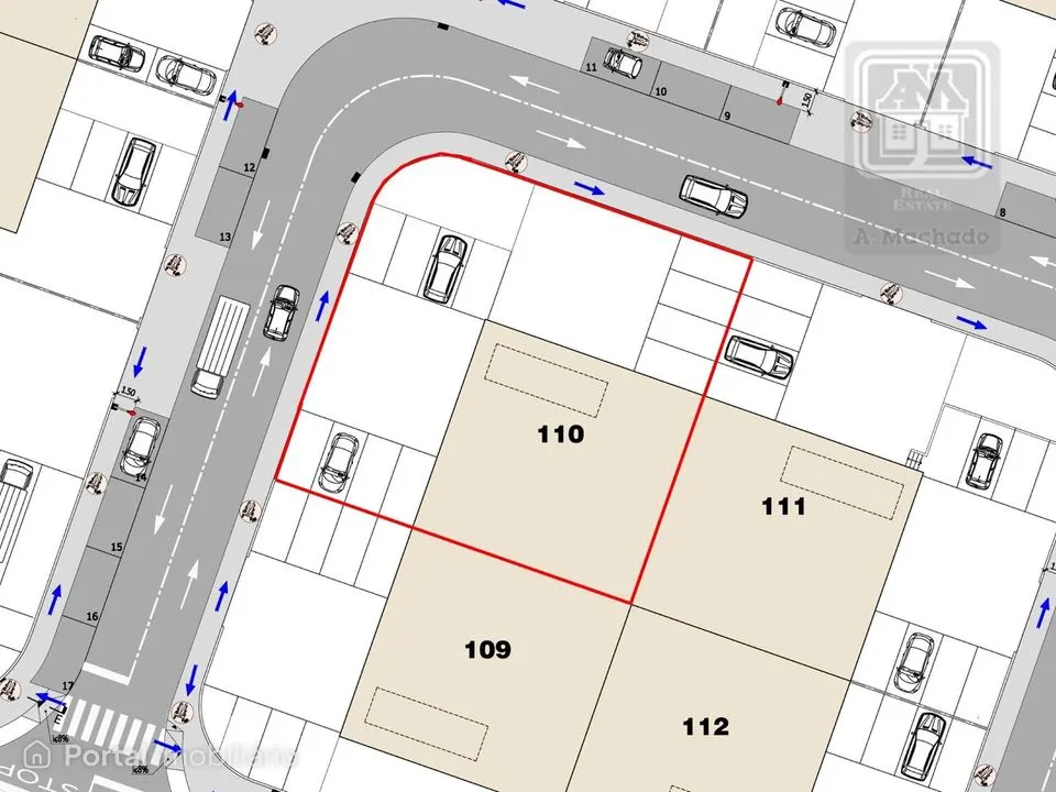 Lote de terreno com 638m² destinado à construção de armazém