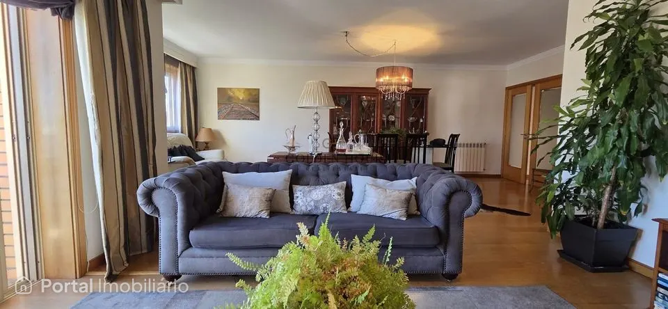 Apartamento T3 Venda em Mafamude e Vilar do Paraíso,Vila Nova de Gaia