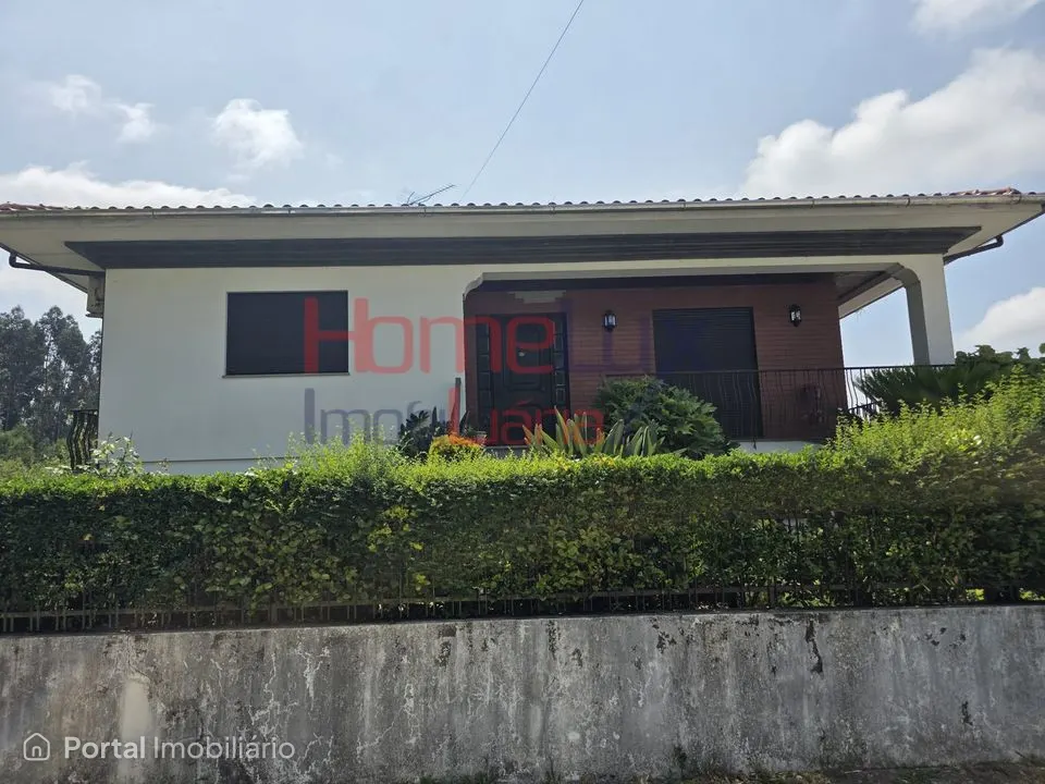 Moradia T4 em Macinhata da Seixa