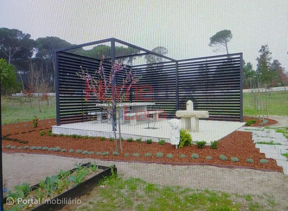 Land for sale in Santar e Moreira