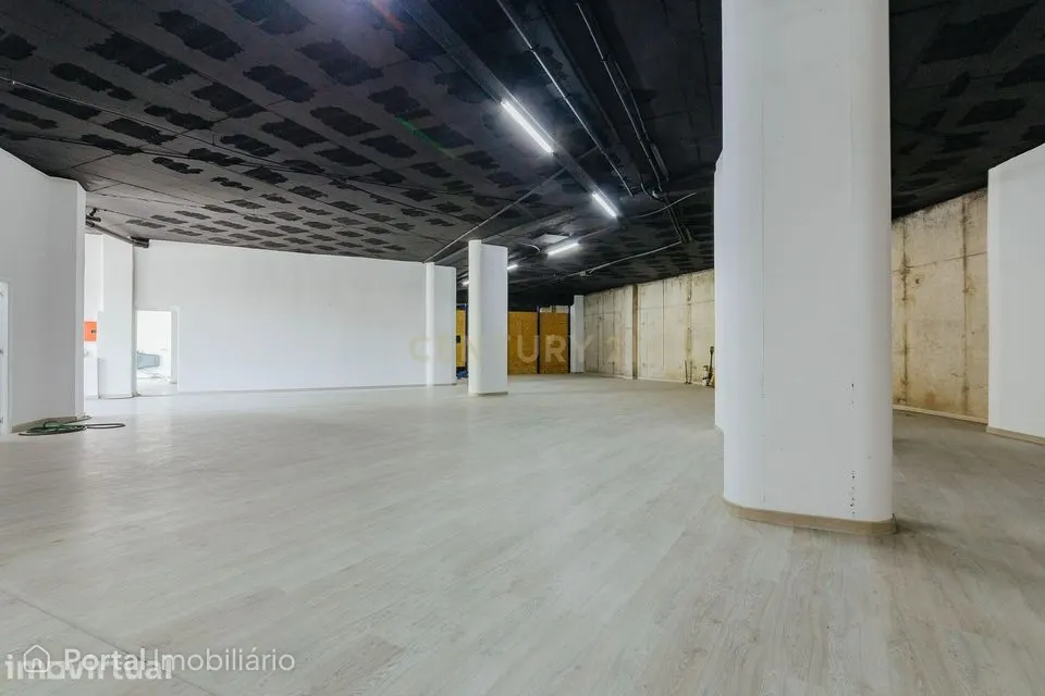 Espaço para Arrendamento em Barcarena – Oportunidade Única!