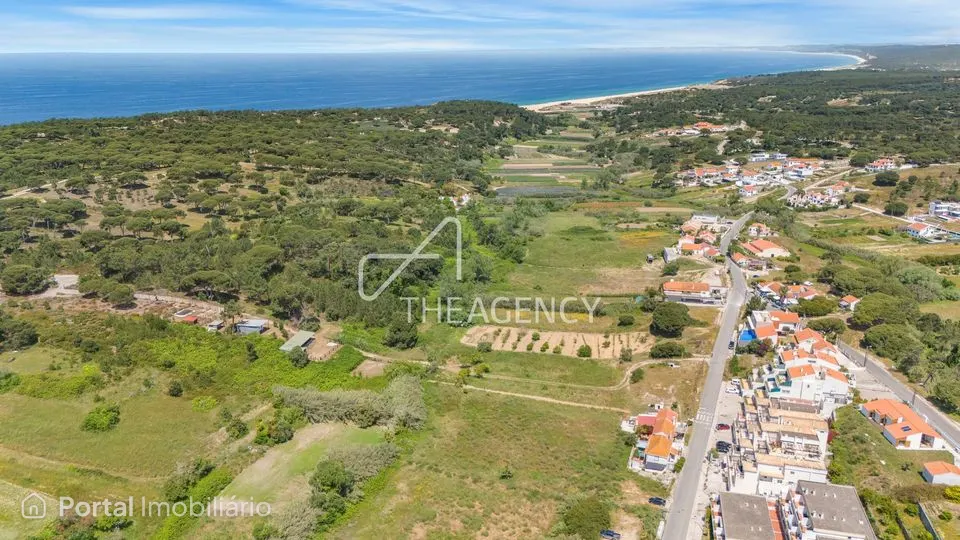 Land for sale in Quinta do Conde