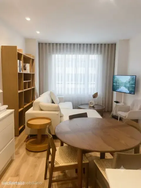 1-bedroom apartment for sale in Cedofeita, Santo Ildefonso, Sé, Miragaia, São Nicolau e Vitória