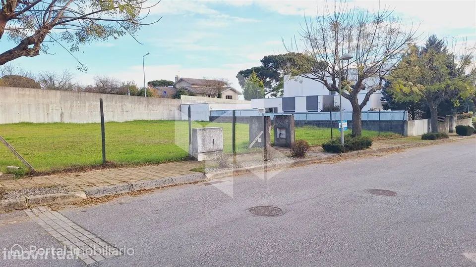 Lote de Terreno Venda em Tondela e Nandufe,Tondela