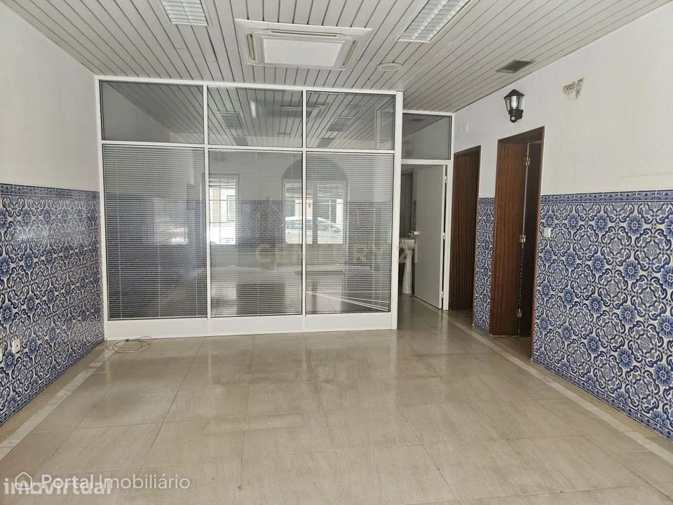 Loja para Arrendamento em Belém – 175 m2 (2 Pisos)