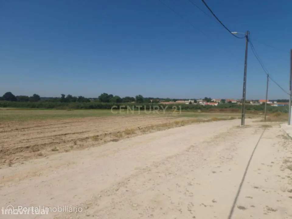 Terreno Rústico com 24.850 m² em Pinhal Novo, Palmela