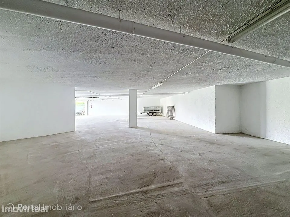 Garagem Venda em Caldas da Rainha - Nossa Senhora do Pópulo, Coto e S