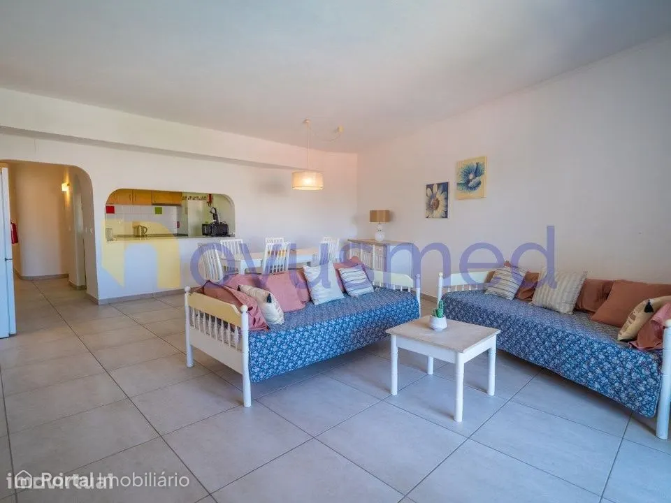 Apartamento T2 mobilado, com ar condicionado e piscina - Areias de ...