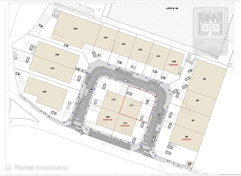 Lote de terreno com 638m² destinado à construção de armazém
