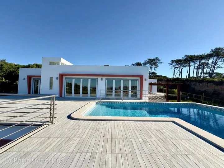 Moradia T4 de Luxo