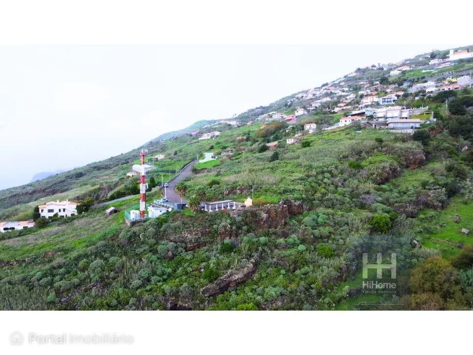 Terreno na Fajã da Ovelha - Calheta