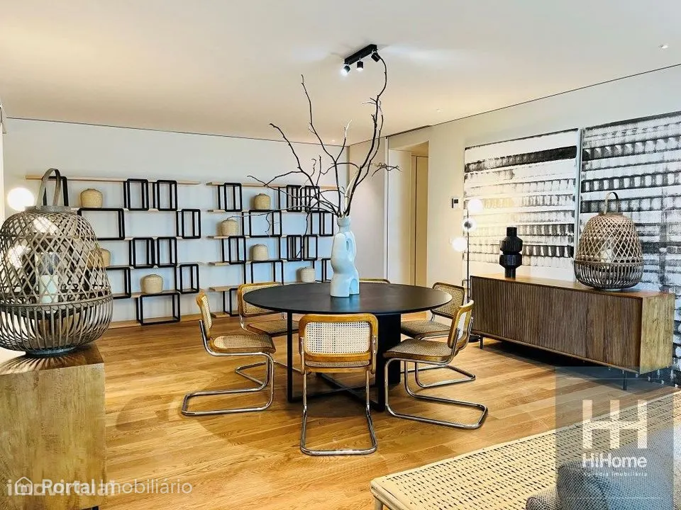 2-bedroom apartment for sale in São Martinho