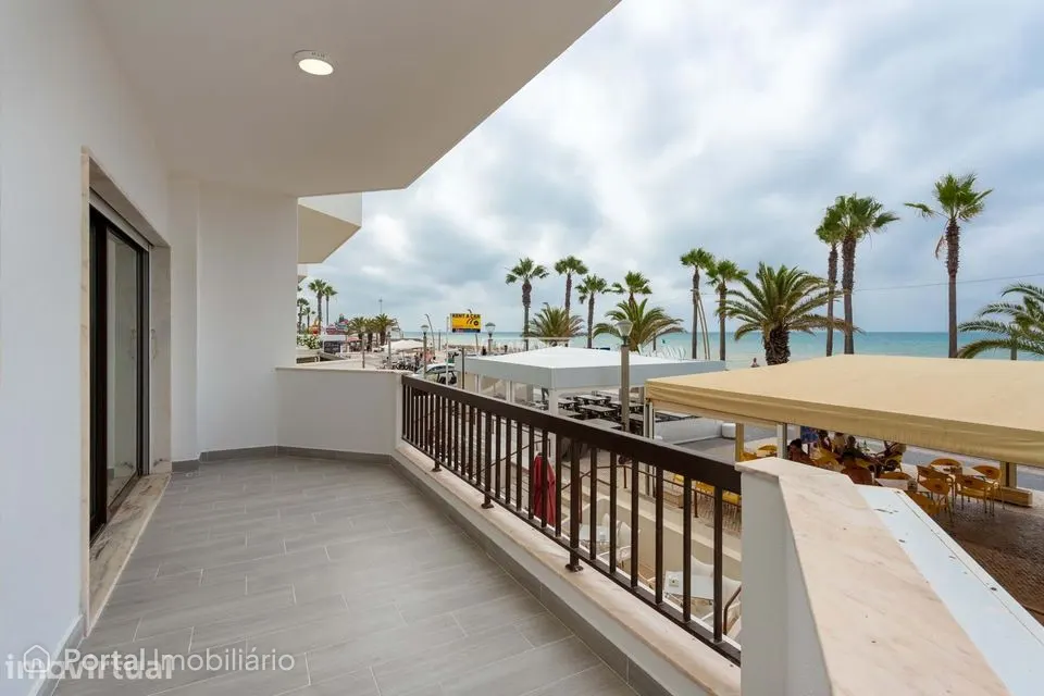 Excelente apartamento 1ª linha com vista frontal de mar!