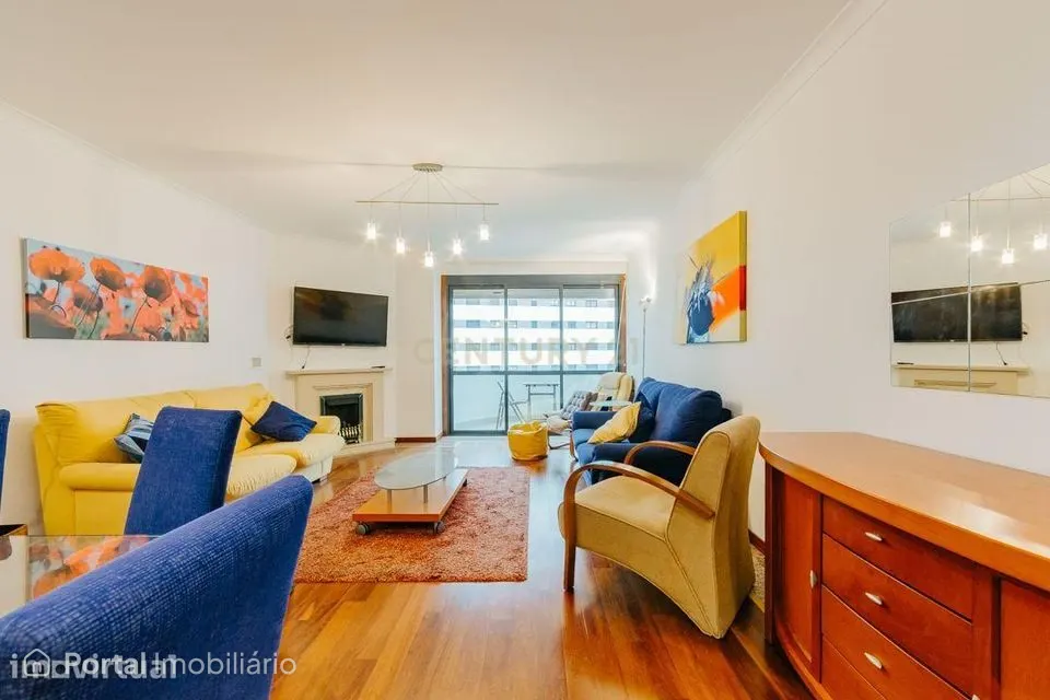 Apartamento T2 com Vista Panorâmica - Condomínio ESPELHO DO TEJO