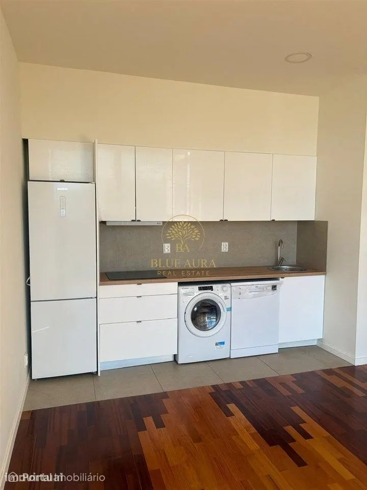 Apartamento T1 com Garagem no Centro de Matosinhos