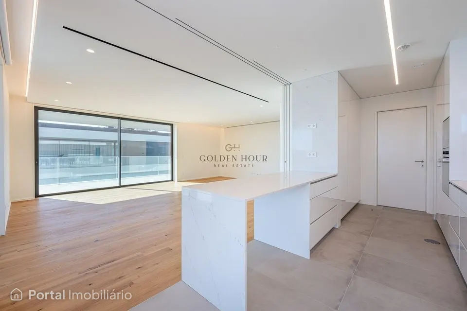4-bedroom apartment for sale in Canidelo