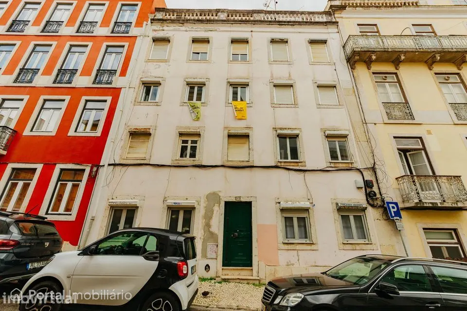 Apartamento T2 em Santo António, Lisboa com Vista para a Cidade