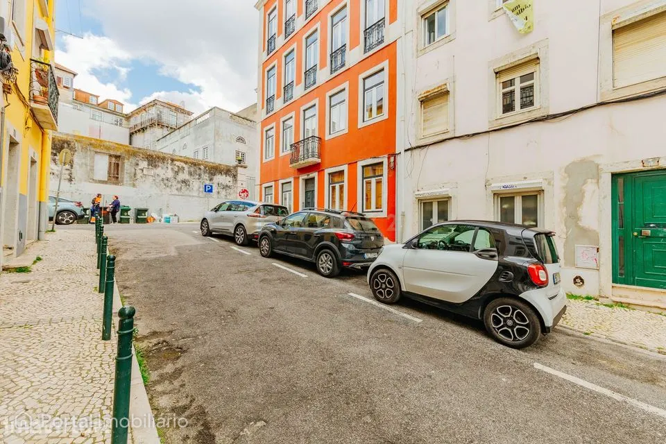 Apartamento T2 em Santo António, Lisboa com Vista para a Cidade