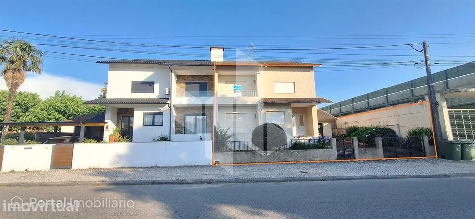 Moradia Geminada T6 Venda em Tondela e Nandufe,Tondela