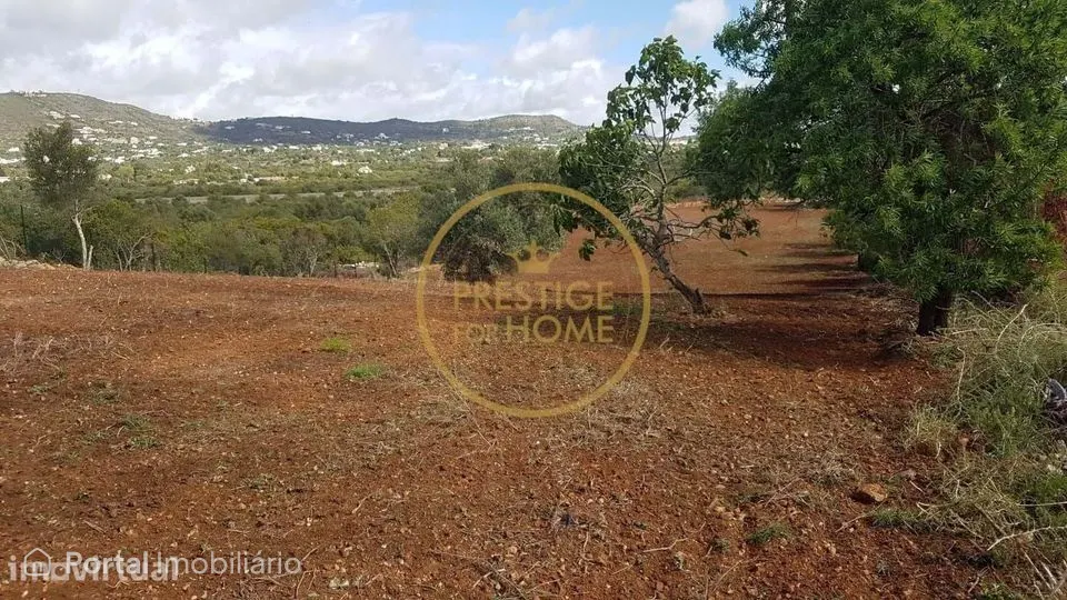 Land for sale in Santa Bárbara de Nexe