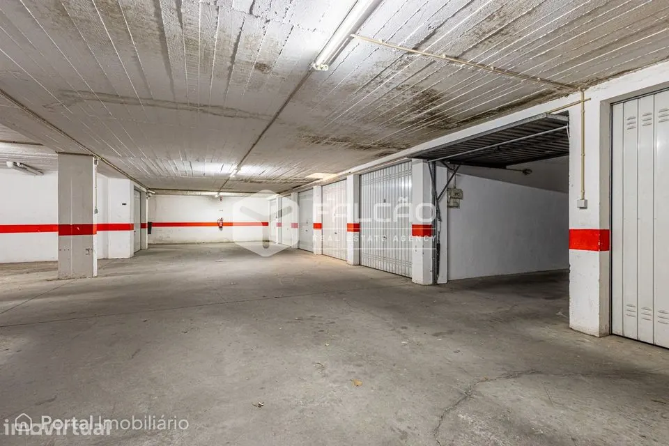 Garagem Venda em Santarém (Marvila), Santa Iria da Ribeira de Santaré