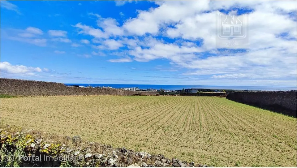 Terreno à venda em Coruche