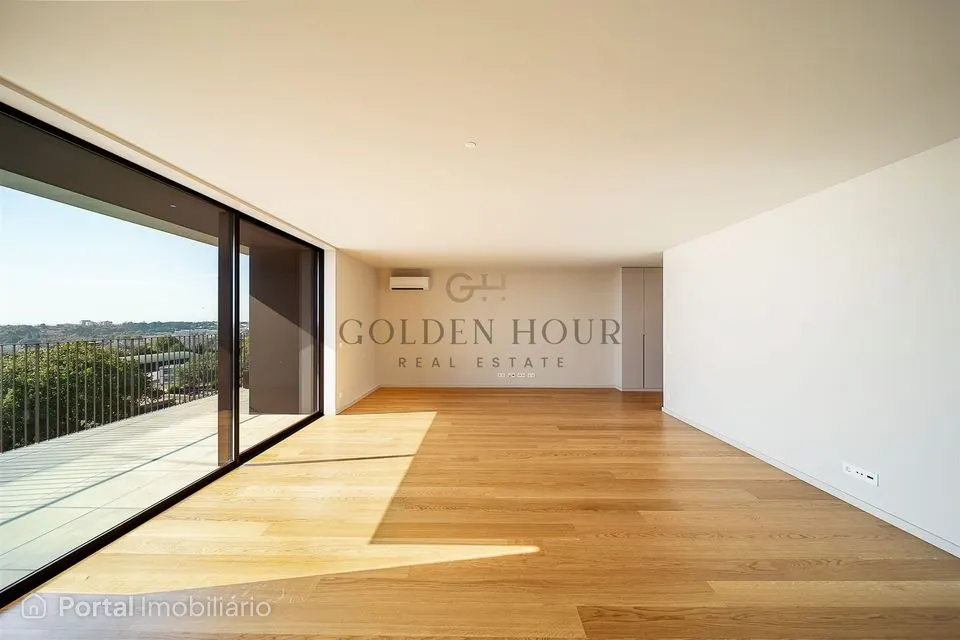 Apartamento T4 Venda em Santa Marinha e São Pedro da Afurada,Vila Nova de Gaia