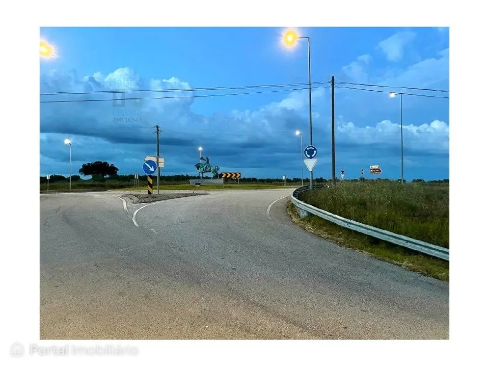 2 Terrenos com Projeto no Coração do Alentejo