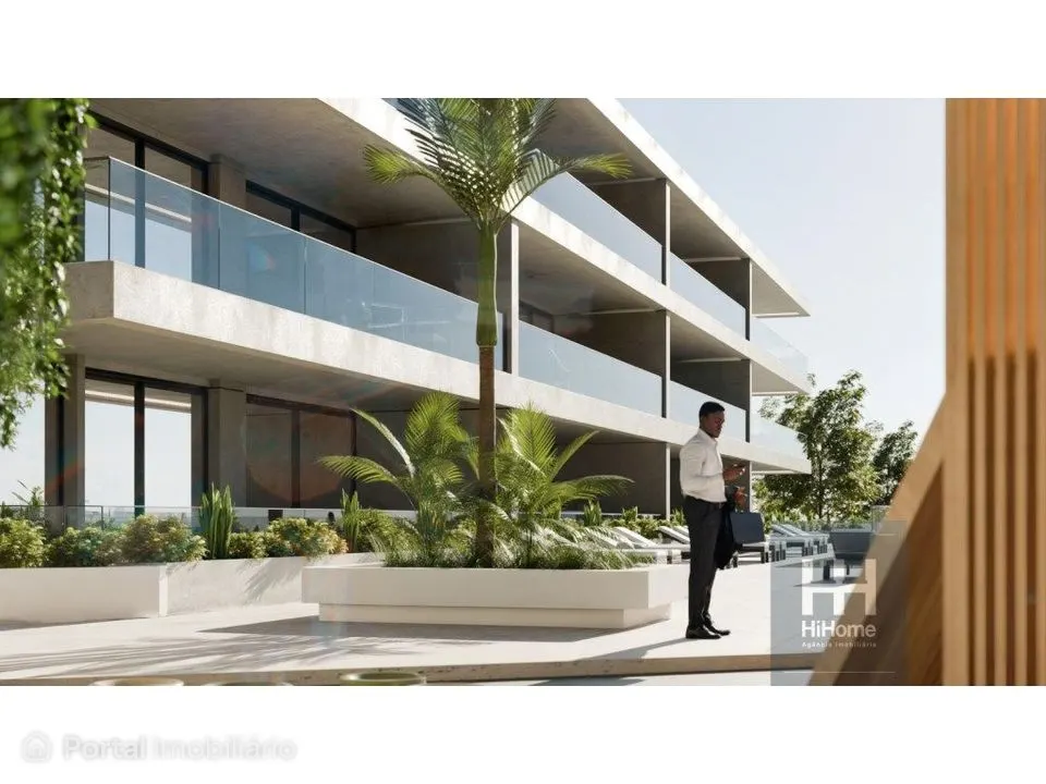 Apartamento tipologia T2 com espaço exterior no Funchal