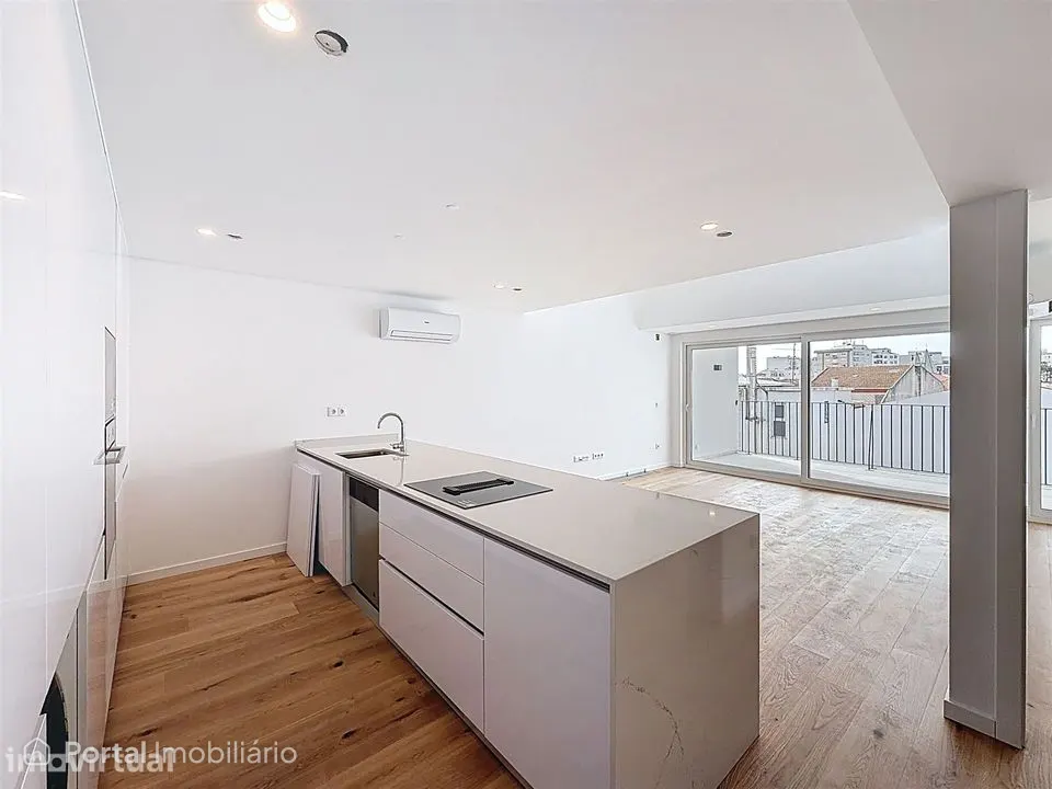 Apartamento T1+1 no centro da cidade