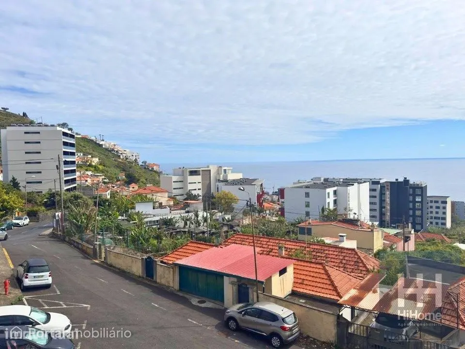 Moradia T1+1 por recuperar no Amparo