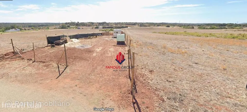 Terreno Rústico de 2.200m2 com infraestruturas em Lagos