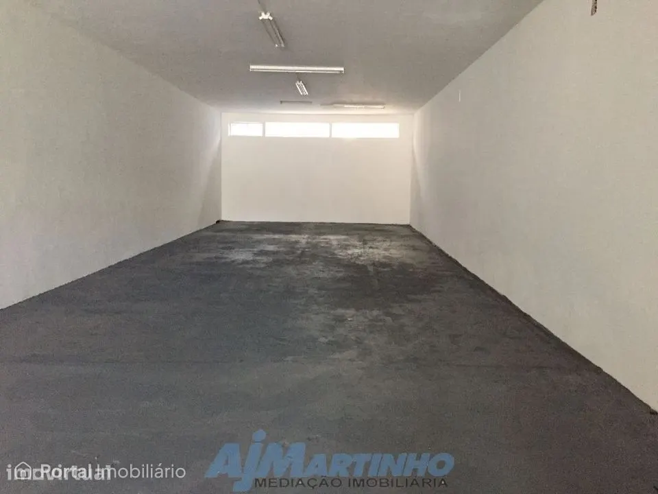 Armazém ou Garagem, Porto, Ao Marquês