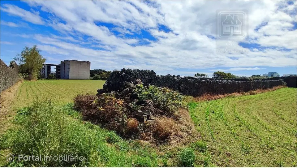 TERRENO para venda com 7.240m² de área total
