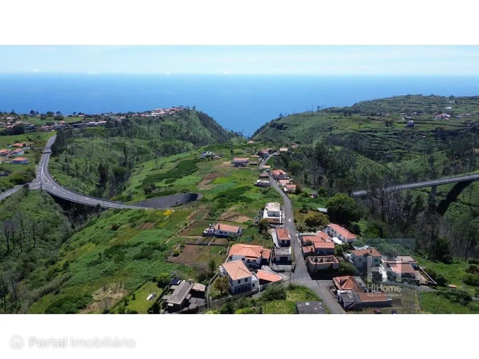 Lote terreno 1821 m2 urbanizáveis com estrada acesso para construçã...